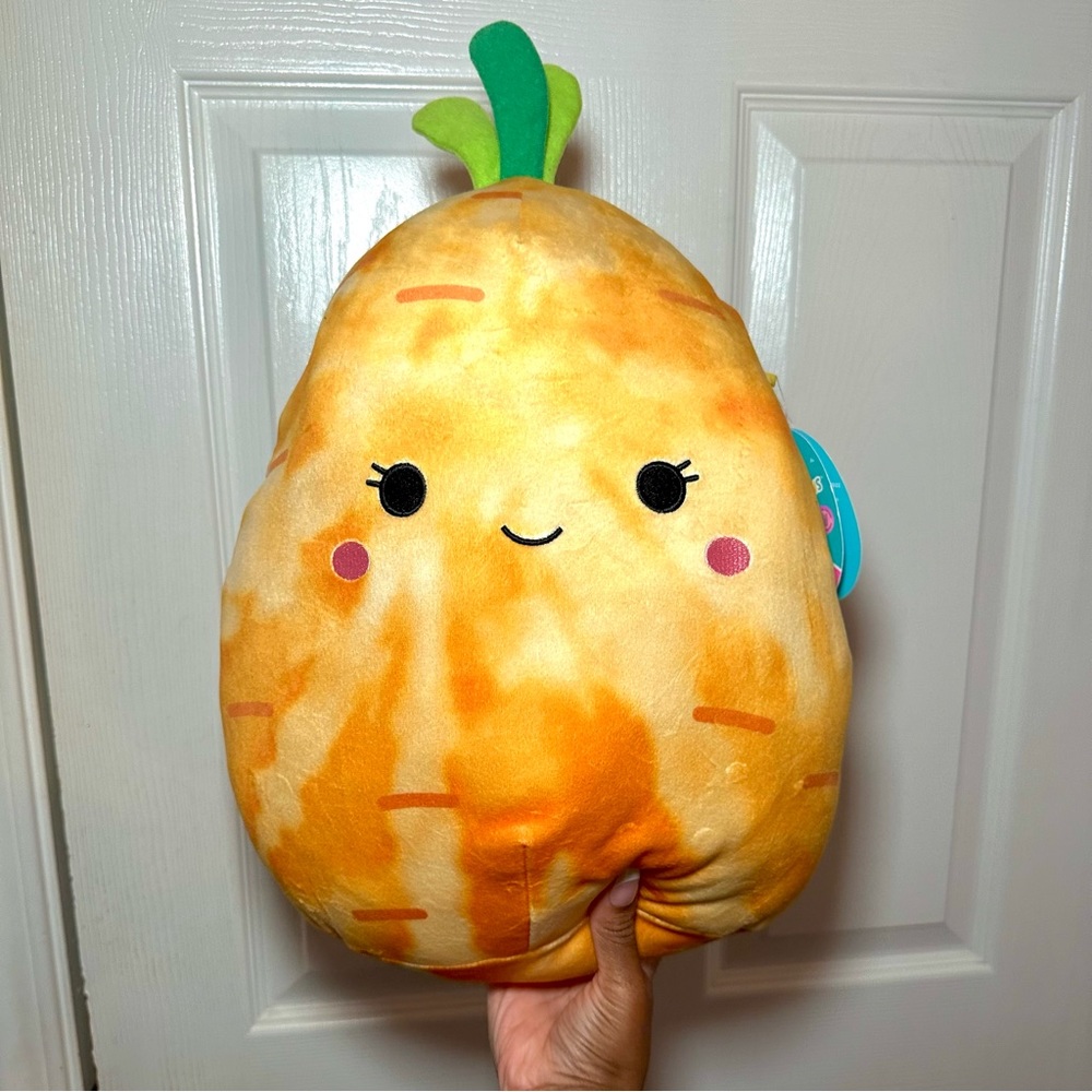 squishmallow | sandra the carrot 🥕 | easter edition | rare tag |